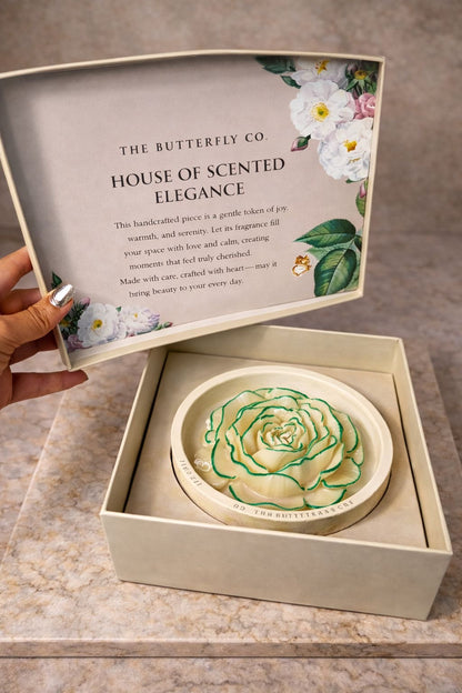 Aura Urli Candle – Illume Peony