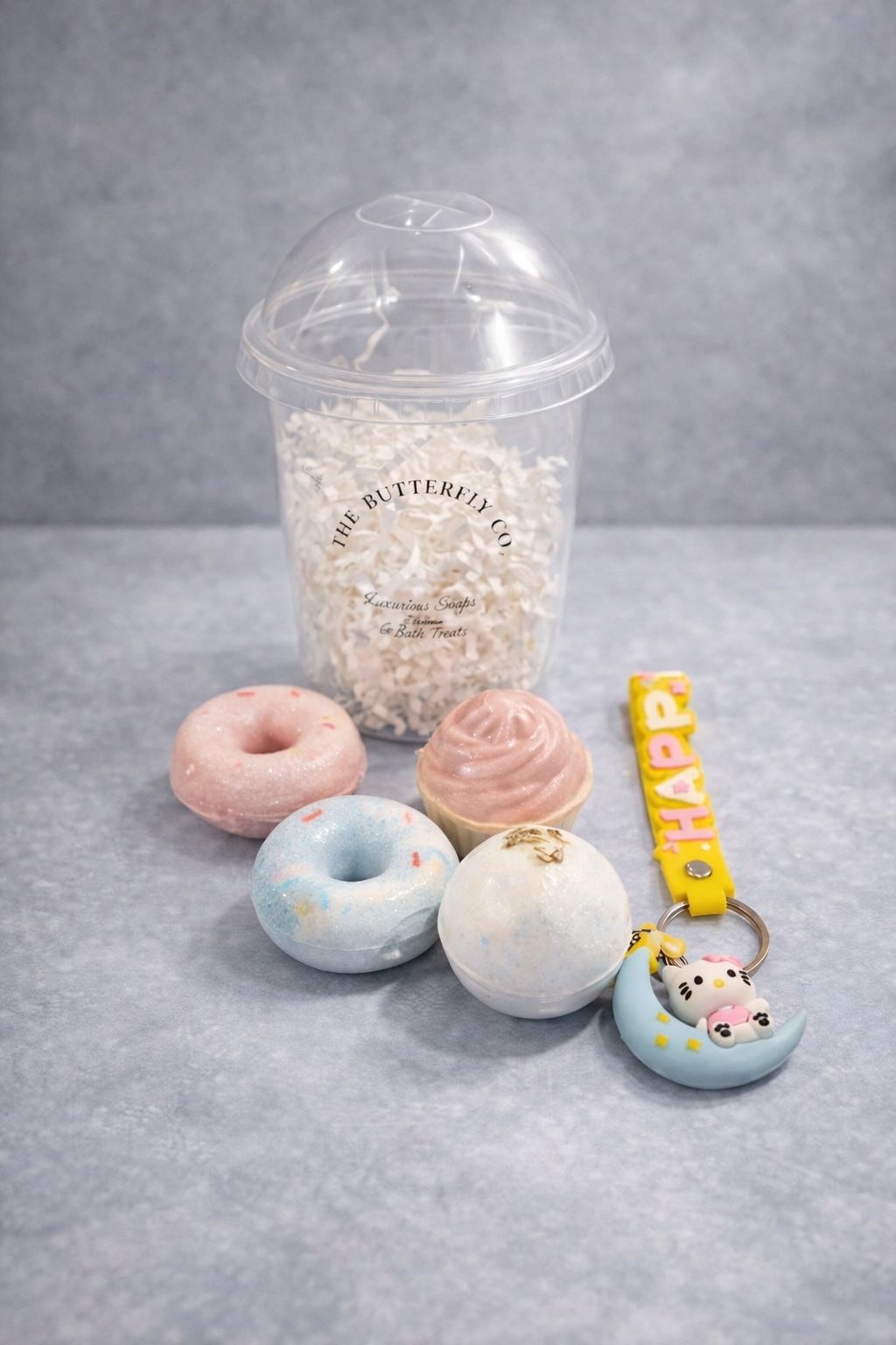 Mini bath bombs (4 Pieces + Toy Key Chain)